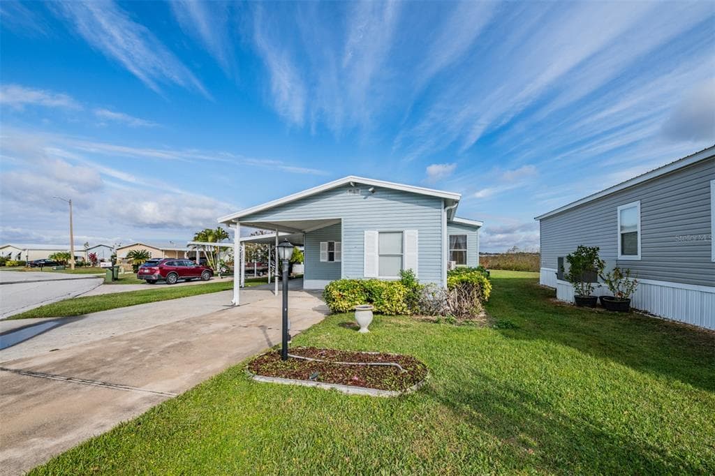 6827 S LAKE HENRY DRIVE NE, WINTER HAVEN, FL 33881