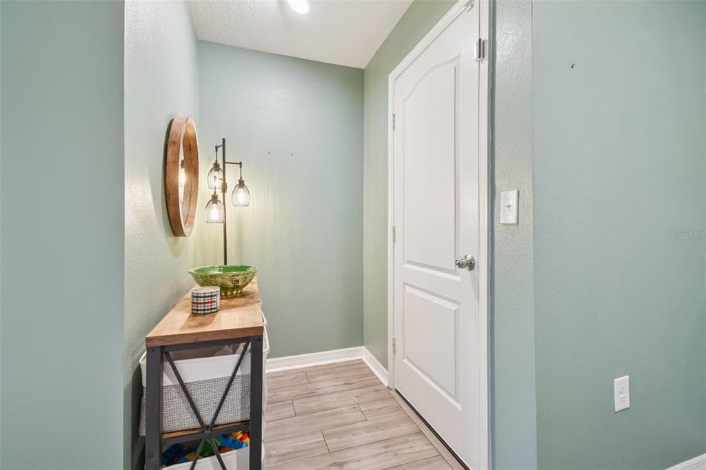 5228 NEW FRIENDSHIP PLACE, TAMPA, FL 33619 — zdjęcie 4