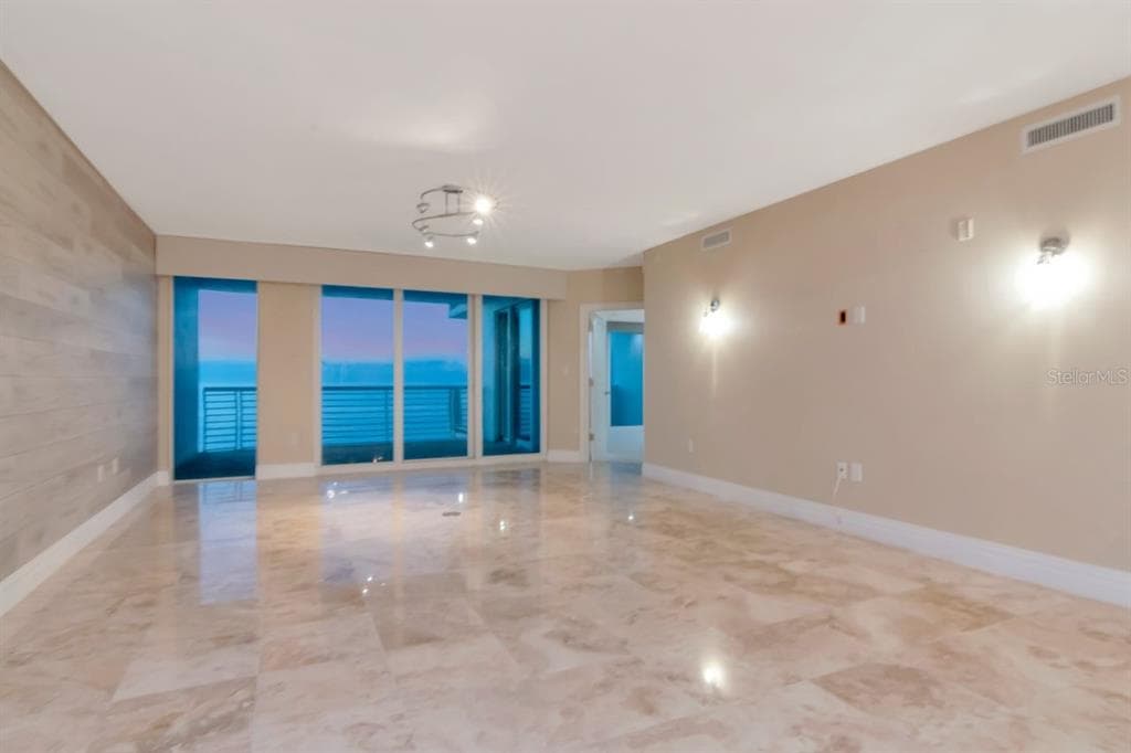 1350 GULF BOULEVARD # 703, CLEARWATER BEACH, FL 33767 — zdjęcie 5