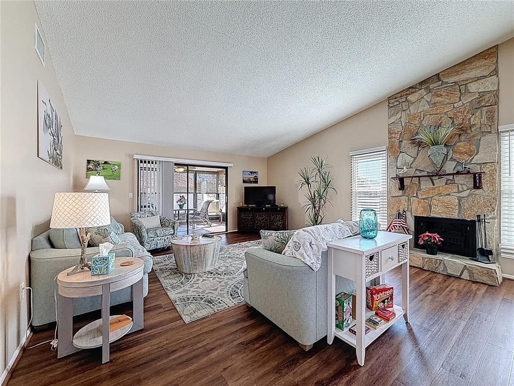 9961 EAGLES POINT CIRCLE # 4, PORT RICHEY, FL 34668 — zdjęcie 2
