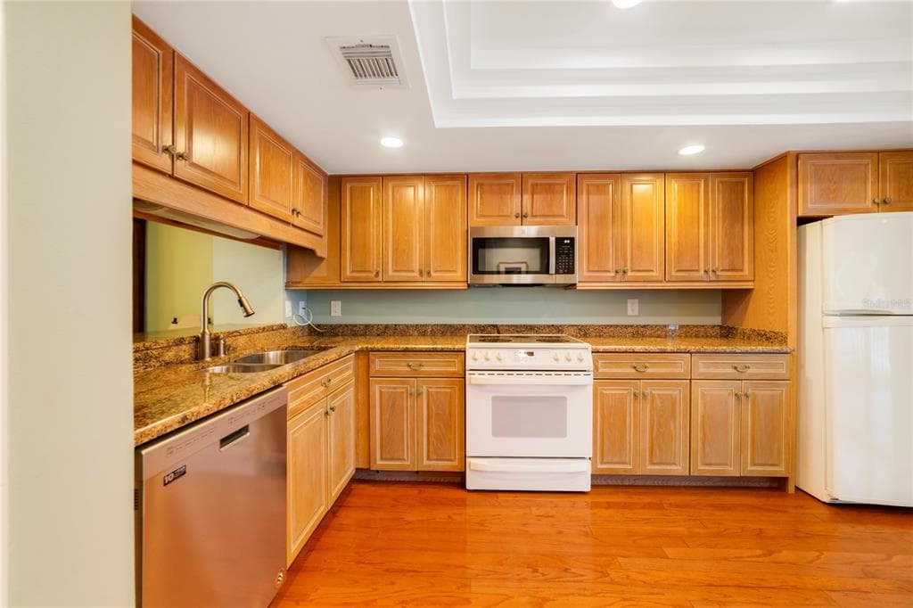 1055 KENSINGTON PARK DRIVE # 812, ALTAMONTE SPRINGS, FL 32714 — zdjęcie 4