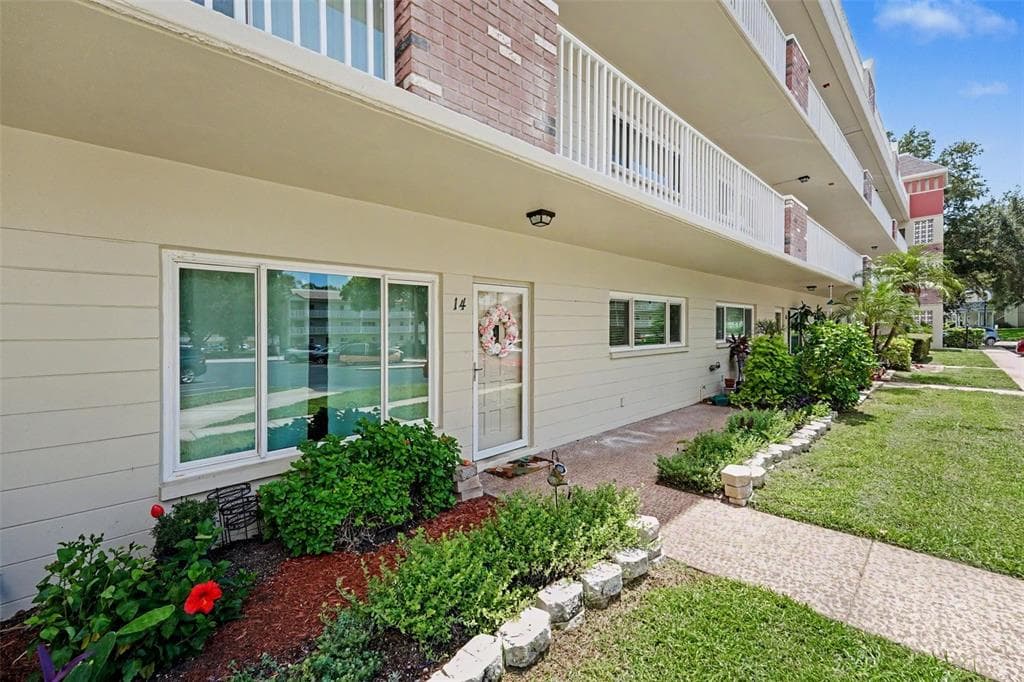 2262 SWEDISH DRIVE # 14, CLEARWATER, FL 33763