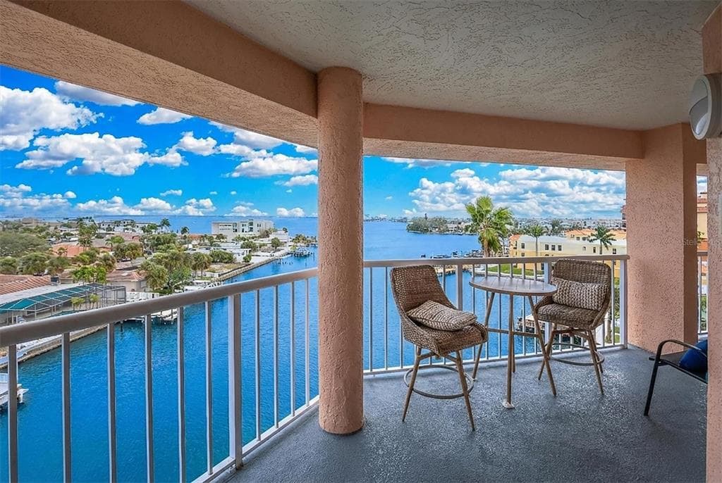 5445 GULF BOULEVARD # PH1, ST PETE BEACH, FL 33706 — zdjęcie 2
