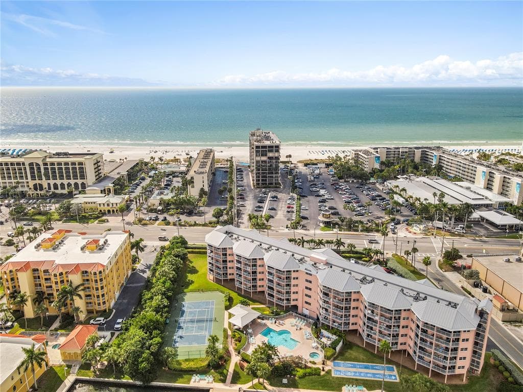 5445 GULF BOULEVARD # PH1, ST PETE BEACH, FL 33706 — zdjęcie 5