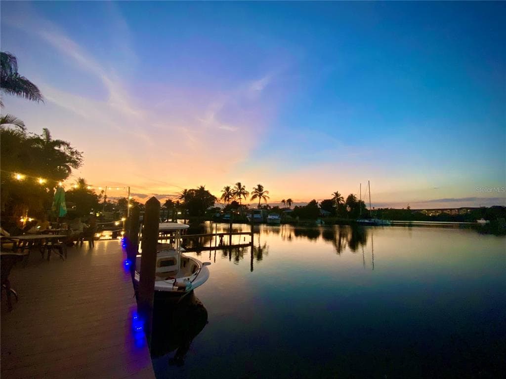 7150 N TAMIAMI TRAIL # S521, SARASOTA, FL 34243