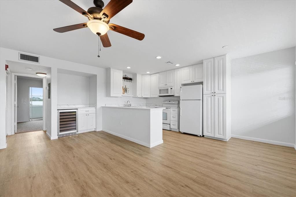 1001 77TH AVENUE N # 307, ST PETERSBURG, FL 33702 — zdjęcie 2