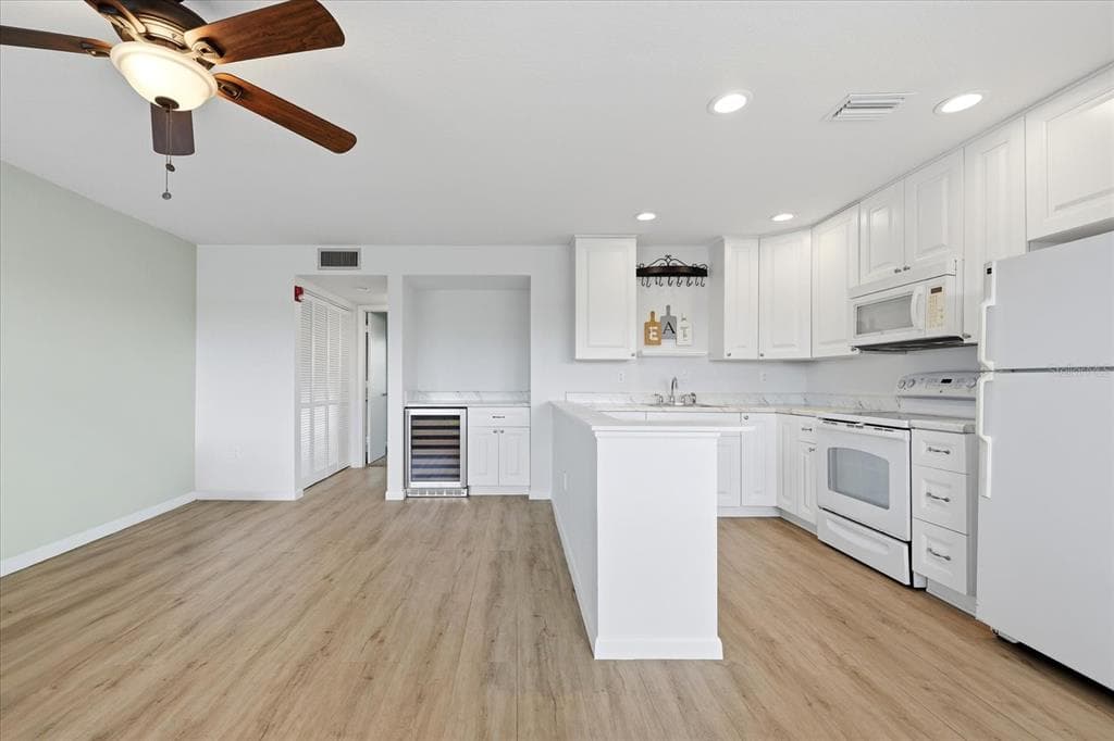 1001 77TH AVENUE N # 307, ST PETERSBURG, FL 33702 — zdjęcie 3