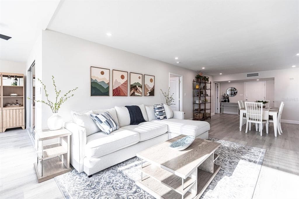 1125 W PEPPERTREE DRIVE # 402, SARASOTA, FL 34242 — zdjęcie 4