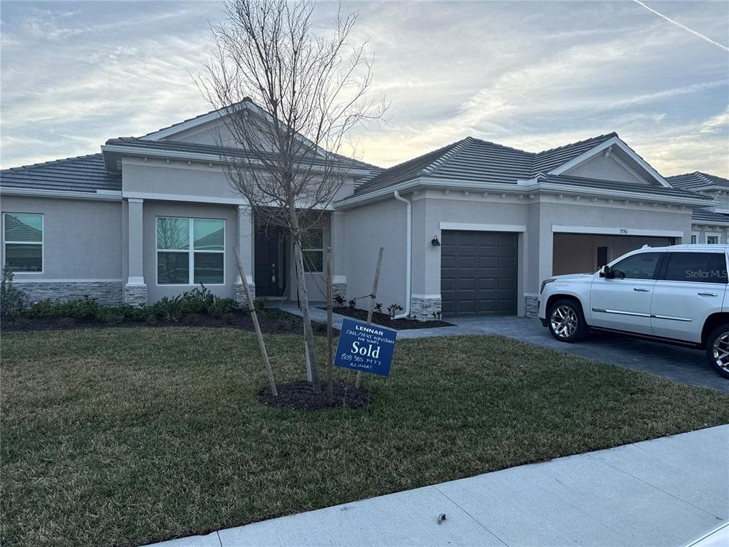 7796 LAKES EDGE LANE, PORT CHARLOTTE, FL 33981
