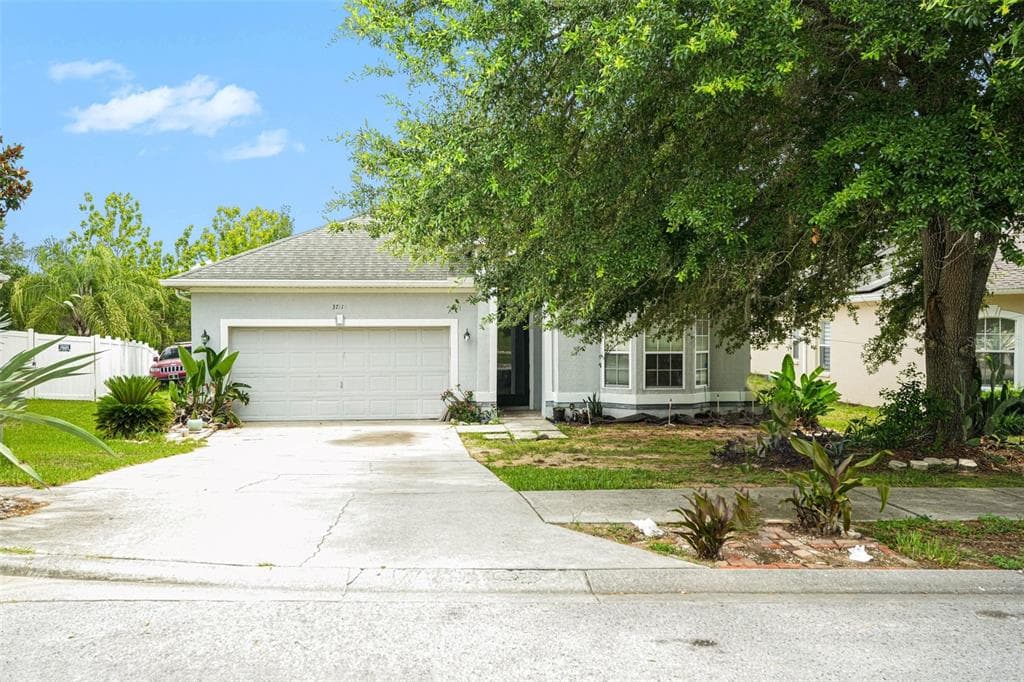 37110 HIGHLAND BLUFF CIRCLE, DADE CITY, FL 33523