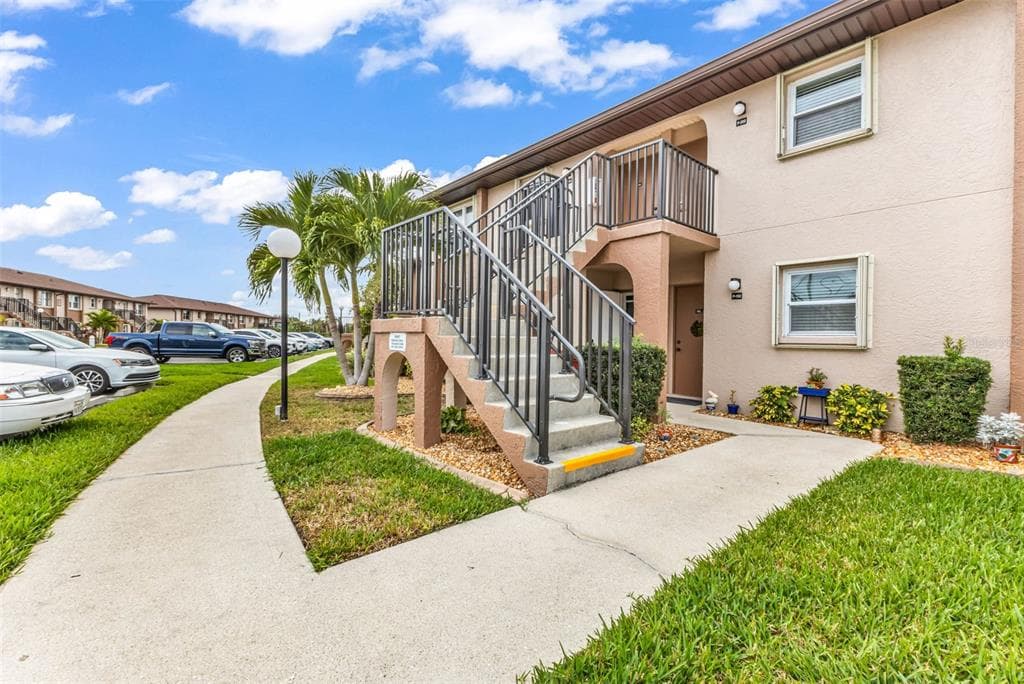 25100 SANDHILL BOULEVARD # 201, PUNTA GORDA, FL 33983 — zdjęcie 4