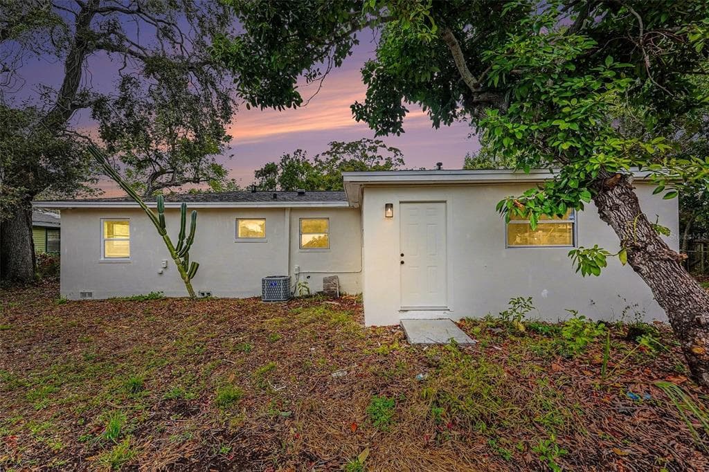 2560 QUEENSBORO AVENUE S, ST PETERSBURG, FL 33712 — zdjęcie 3