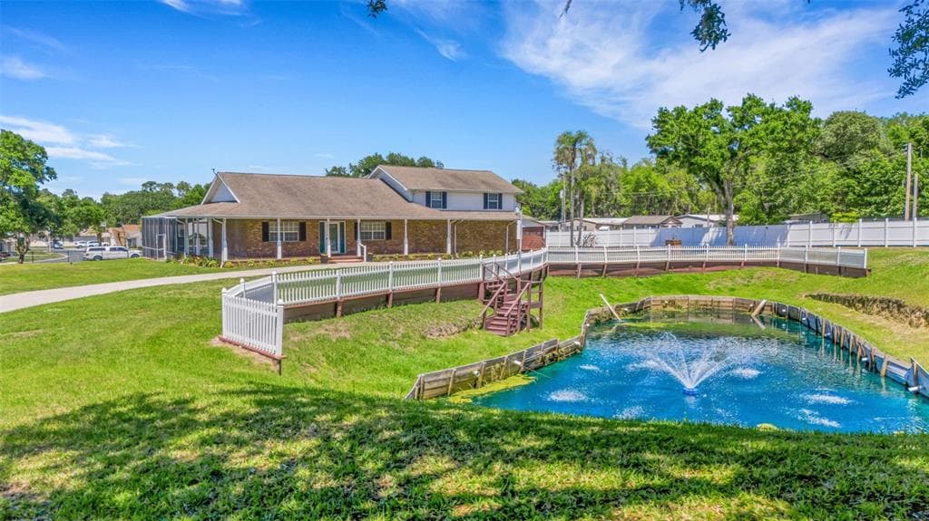 5905 MAGNOLIA LANE, LAKELAND, FL 33810