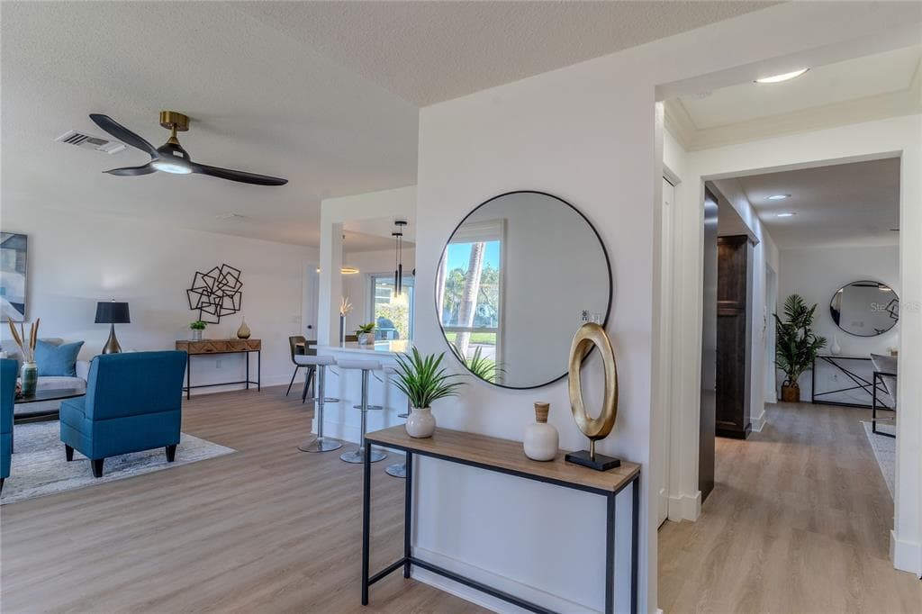 3807 48TH AVENUE S, ST PETERSBURG, FL 33711 — zdjęcie 5