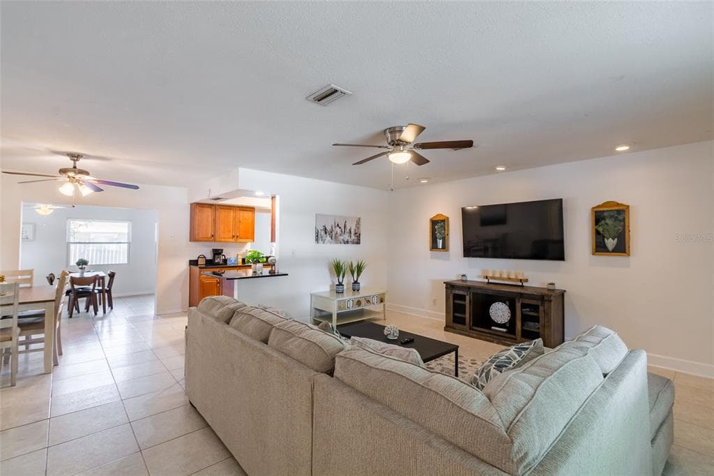 95 S BRIGGS AVENUE, SARASOTA, FL 34237 — zdjęcie 5