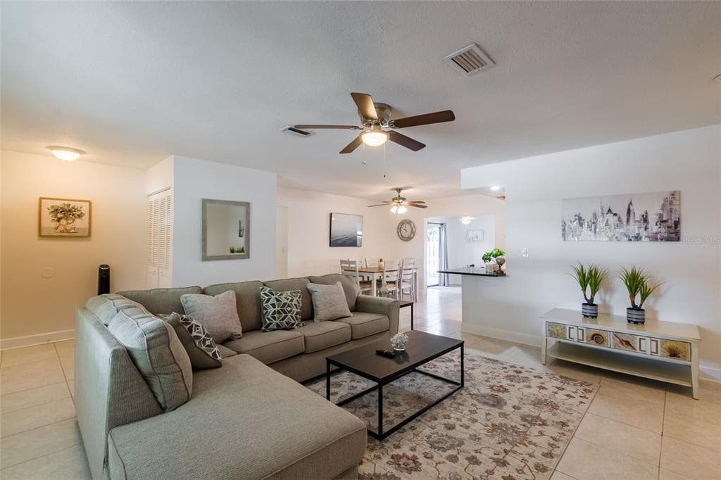 95 S BRIGGS AVENUE, SARASOTA, FL 34237 — zdjęcie 4