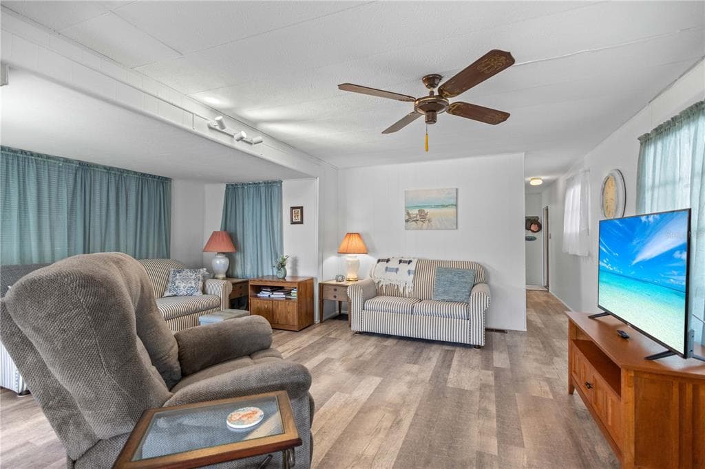 24437 HARBORVIEW ROAD # 55, PUNTA GORDA, FL 33980 — zdjęcie 5