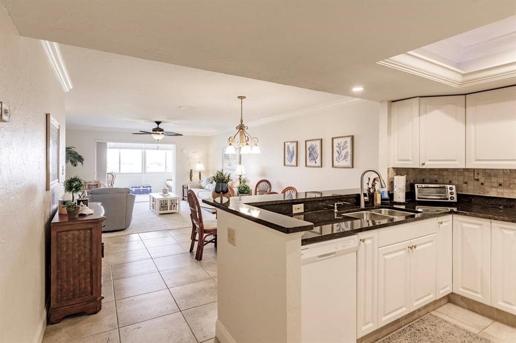 1125 W PEPPERTREE DRIVE # 605, SARASOTA, FL 34242 — zdjęcie 4