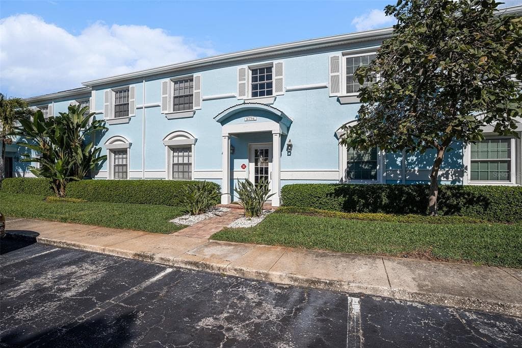 5176 SALMON DRIVE SE # D, ST PETERSBURG, FL 33705 — zdjęcie 2