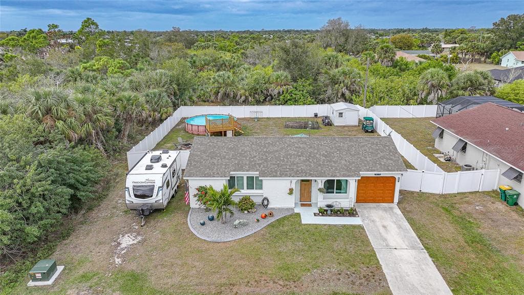 18970 MCGRATH CIRCLE, PORT CHARLOTTE, FL 33948
