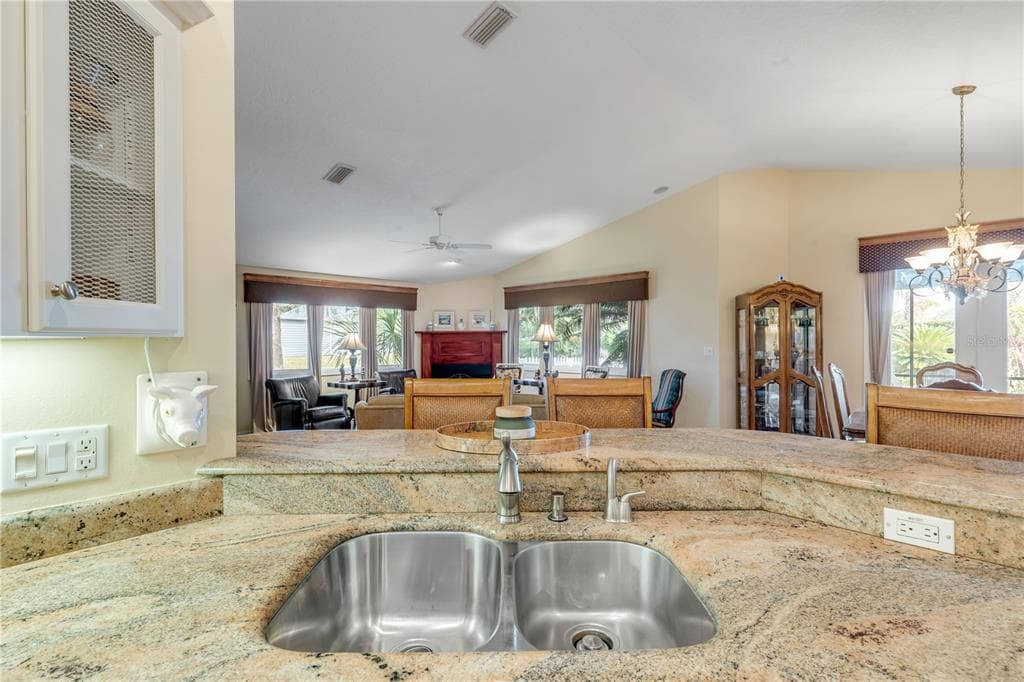 1098 RED MAPLE WAY, NEW SMYRNA BEACH, FL 32168 — zdjęcie 5