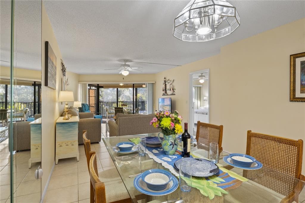 5608 GULF DRIVE # 104, HOLMES BEACH, FL 34217 — zdjęcie 3