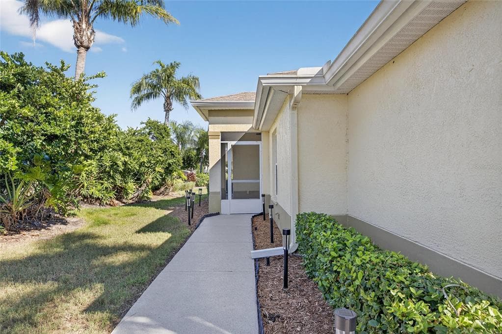1201 CORINTH GREENS DRIVE # 58, SUN CITY CENTER, FL 33573 — zdjęcie 4