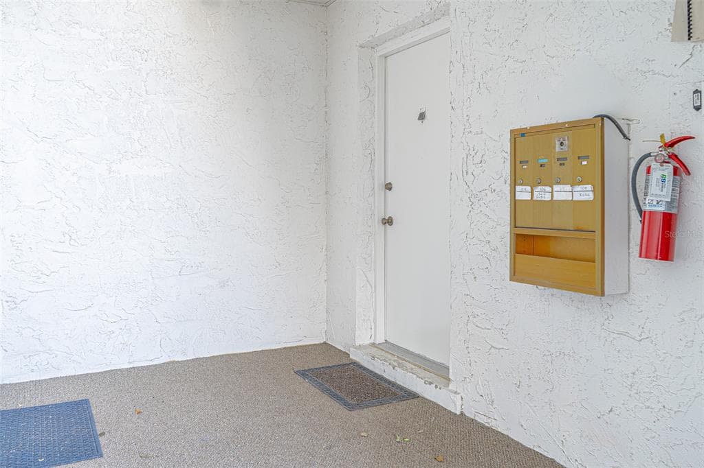 363 S MCMULLEN BOOTH ROAD # 107, CLEARWATER, FL 33759 — zdjęcie 2