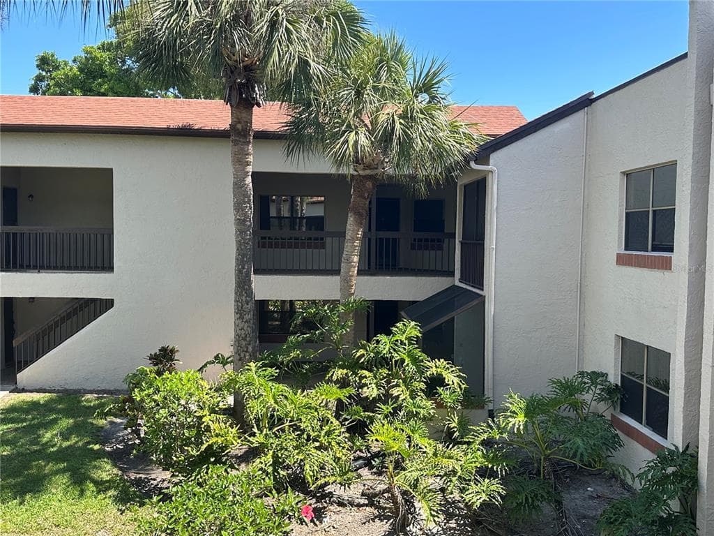 2971 ESTANCIA BOULEVARD # 321, CLEARWATER, FL 33761