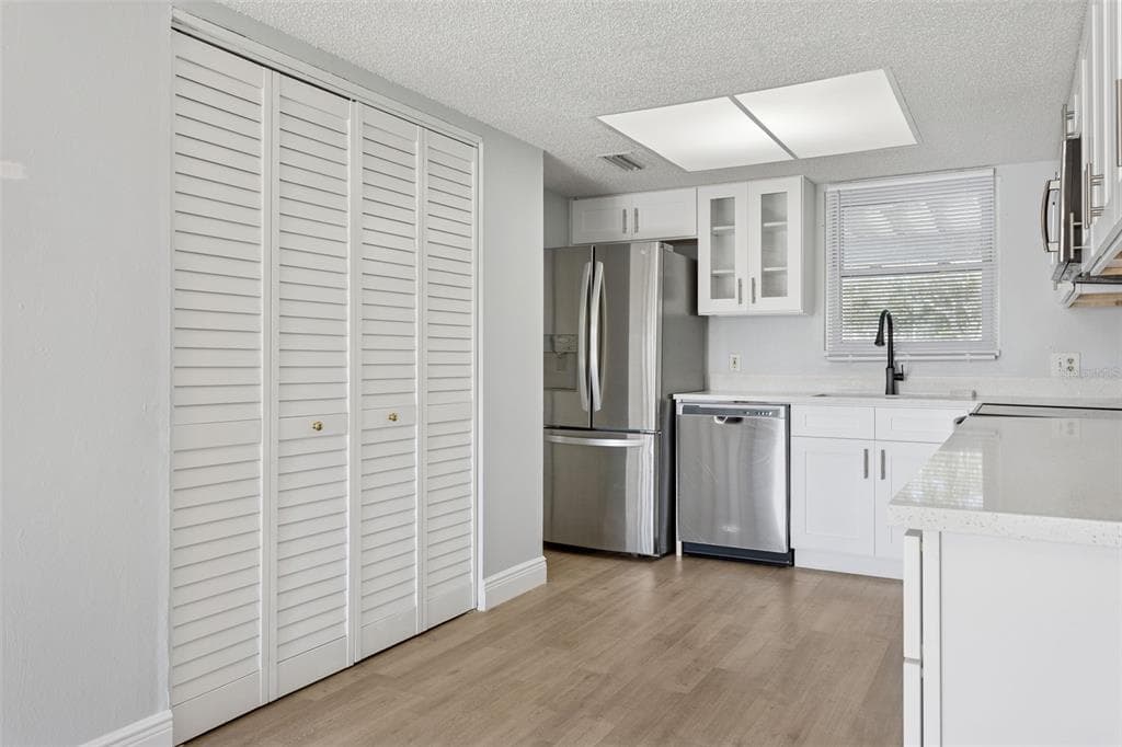 5110 TENNIS COURT CIRCLE # 86, TAMPA, FL 33617 — zdjęcie 4