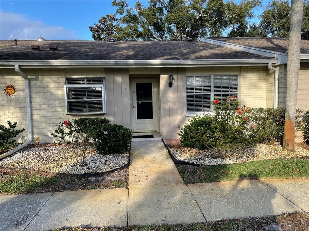 1084 DUNROBIN DRIVE # D, PALM HARBOR, FL 34684