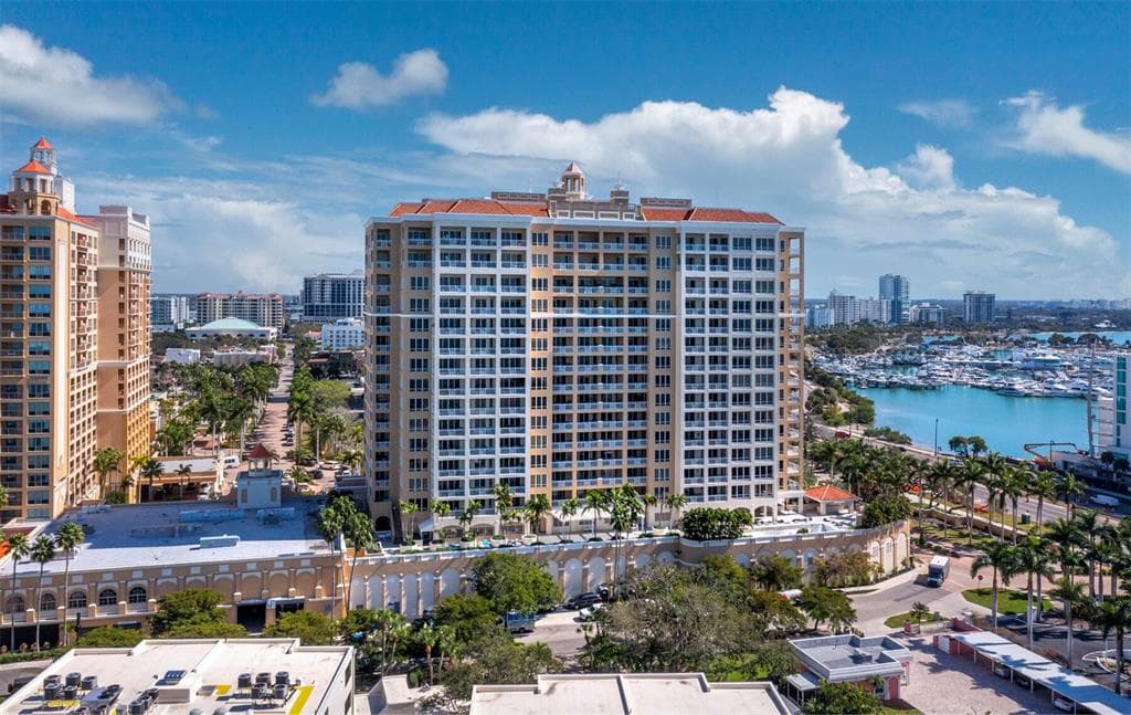 35 WATERGATE DRIVE # 1403, SARASOTA, FL 34236