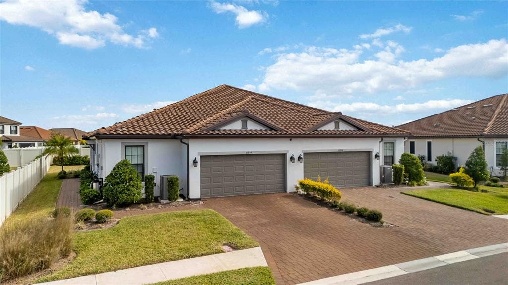 10934 WENDOVER DRIVE, PALMETTO, FL 34221
