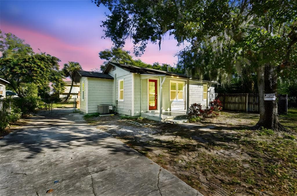 2308 EVERETT STREET, LAKELAND, FL 33801