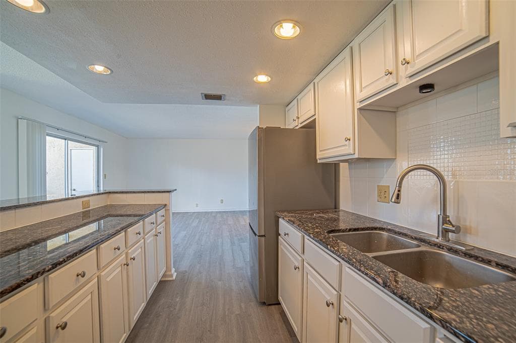 629 N KEENE ROAD # T11, CLEARWATER, FL 33755 — zdjęcie 3