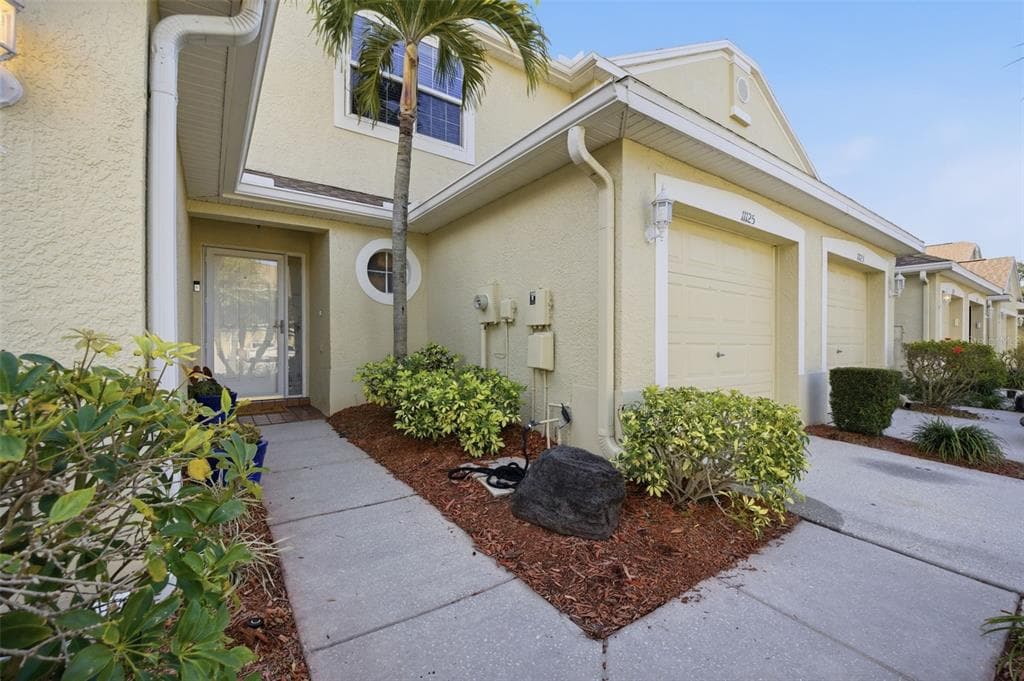 11125 KAPOK GRAND CIRCLE, MADEIRA BEACH, FL 33708