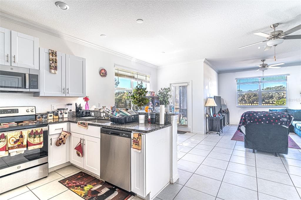 7014 RIPPLE POND LOOP, ZEPHYRHILLS, FL 33541 — zdjęcie 3