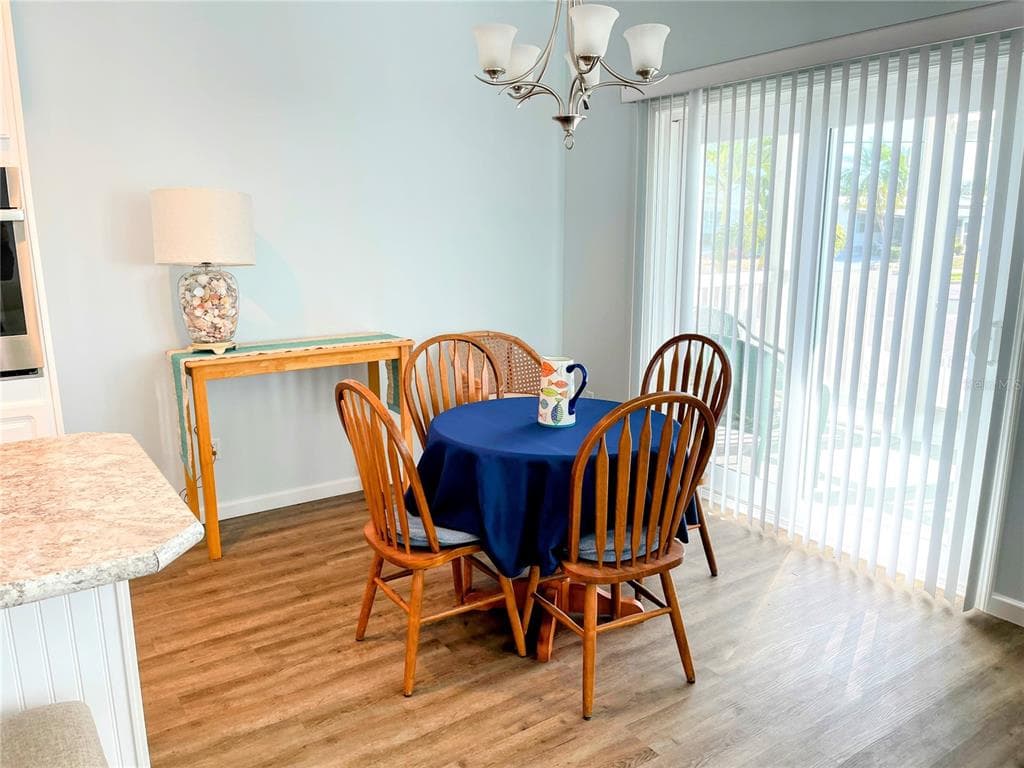 612 CAREFREE, VENICE, FL 34285 — zdjęcie 5