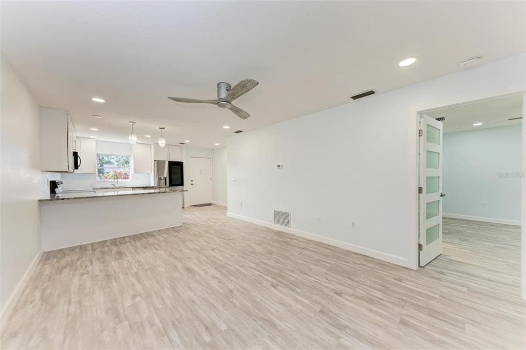 390 301 BOULEVARD W # 8C, BRADENTON, FL 34205 — zdjęcie 5