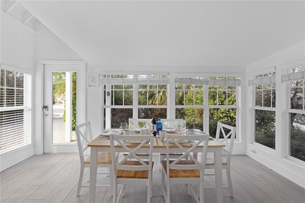 307 SPRING AVENUE, ANNA MARIA, FL 34216 — zdjęcie 5