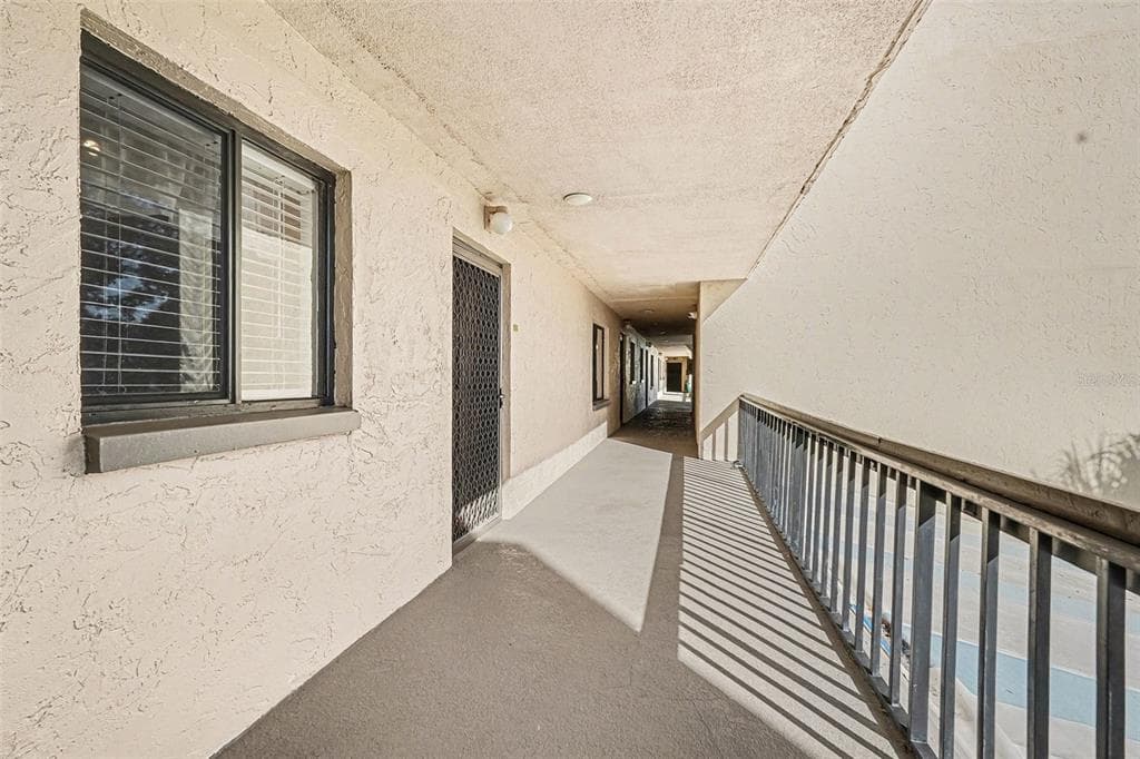 303 TARPON POINT, TARPON SPRINGS, FL 34689 — zdjęcie 5