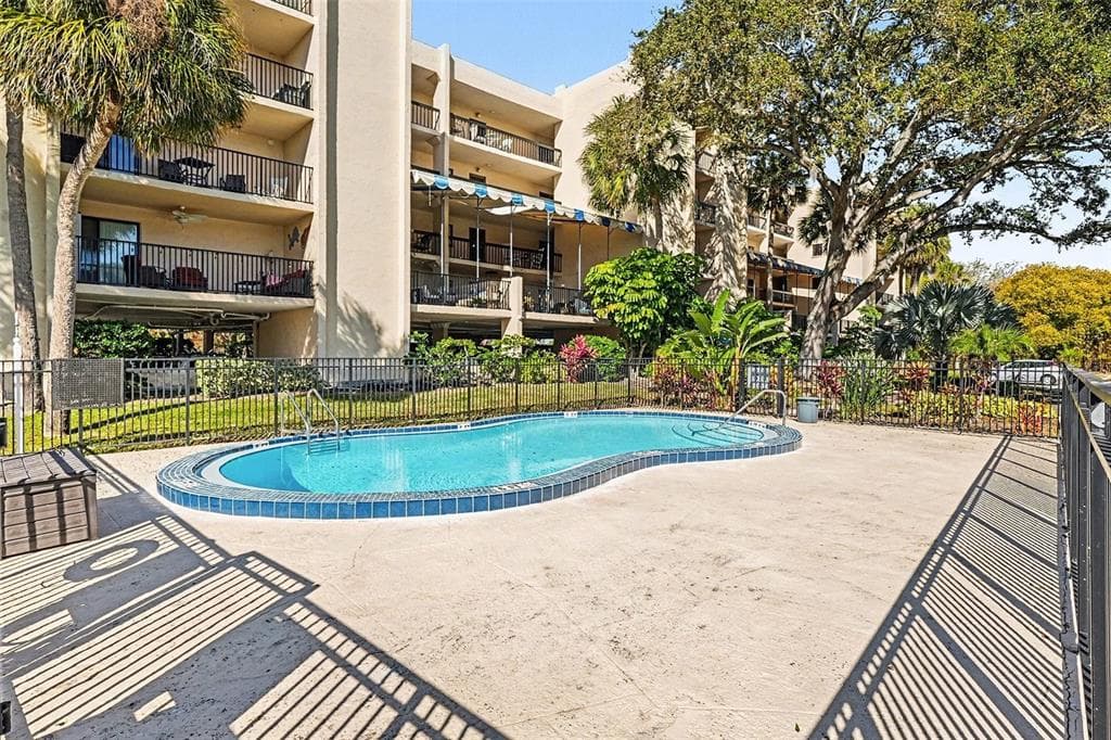 303 TARPON POINT, TARPON SPRINGS, FL 34689 — zdjęcie 4