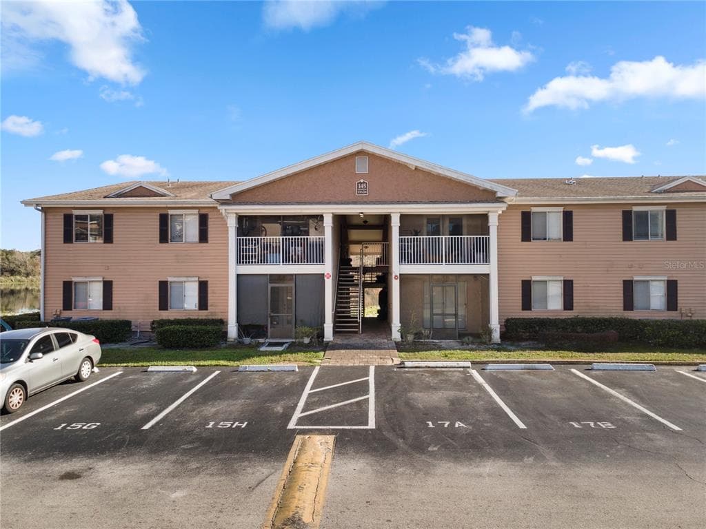 145 N PEARL LAKE CAUSEWAY # 106, ALTAMONTE SPRINGS, FL 32714