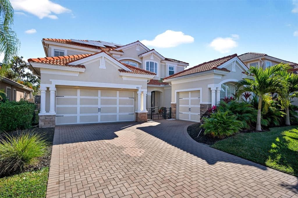 8111 SANTA ROSA COURT, SARASOTA, FL 34243