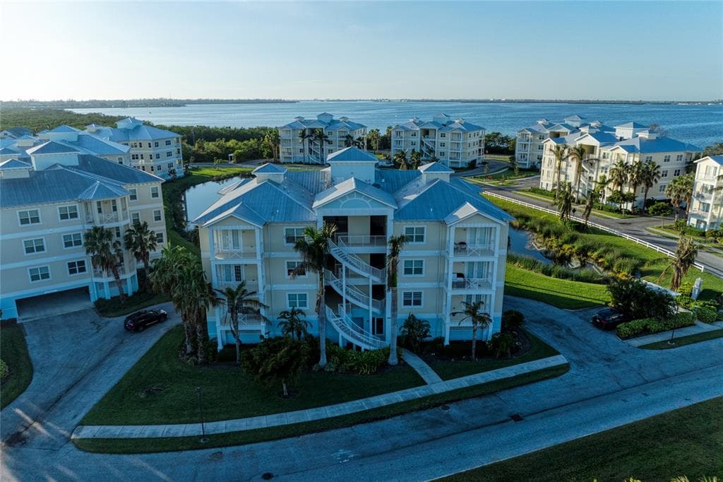 3404 79TH STREET CIRCLE W # 203, BRADENTON, FL 34209