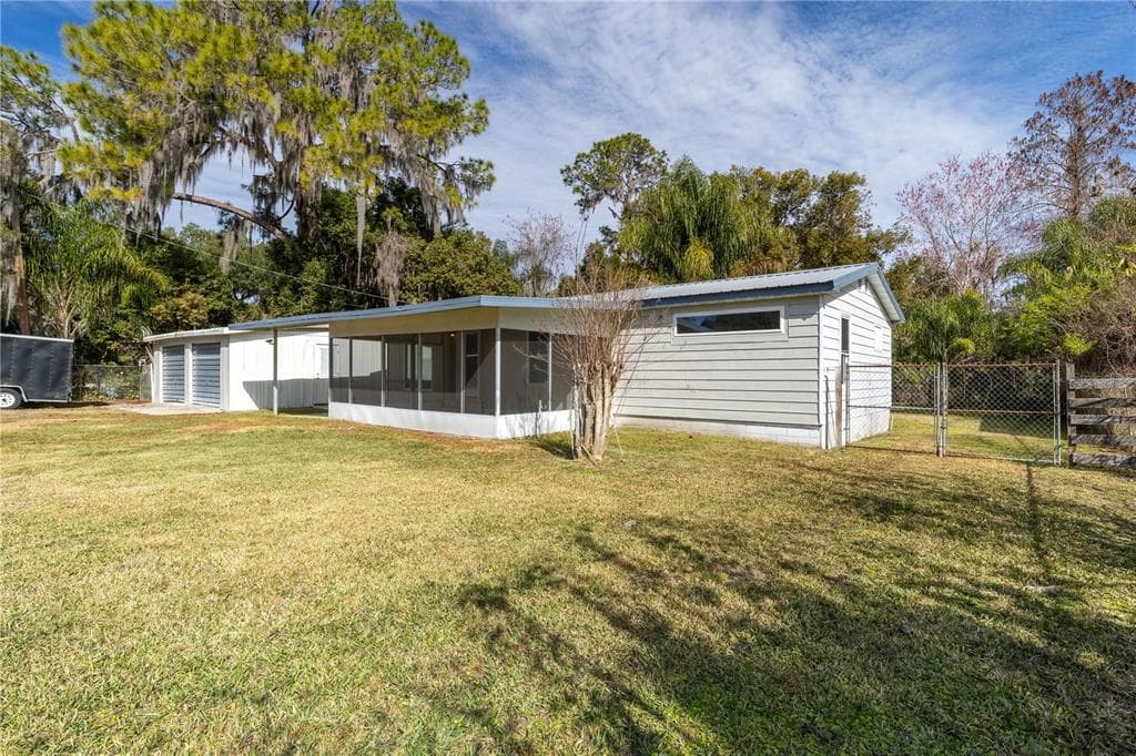 11807 OCKLAWAHA DRIVE, LEESBURG, FL 34788 — zdjęcie 2