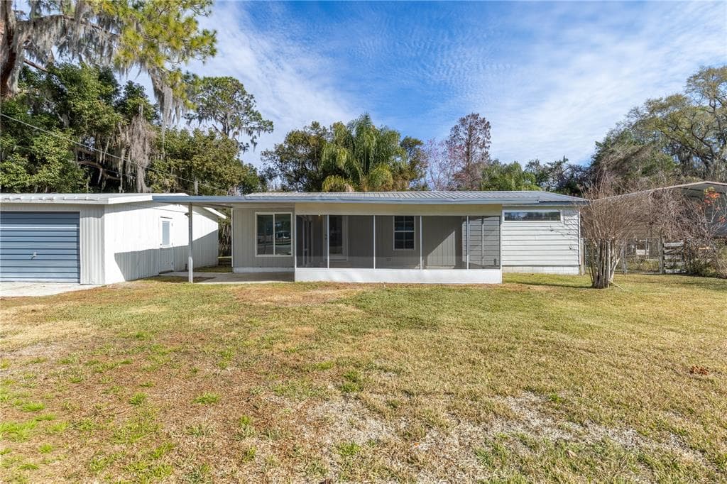 11807 OCKLAWAHA DRIVE, LEESBURG, FL 34788