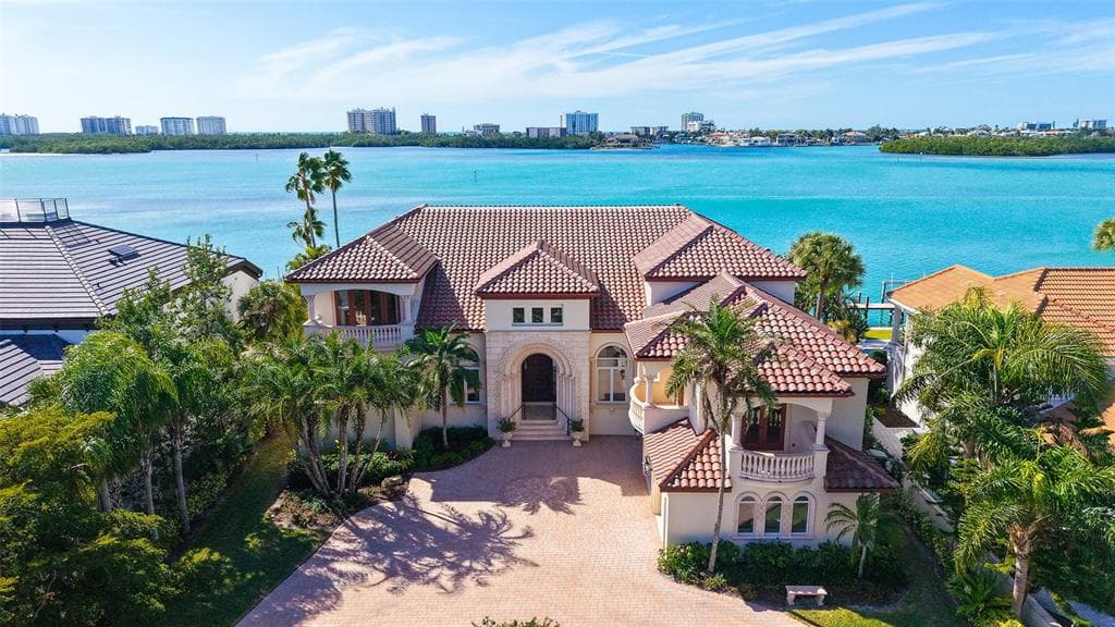 570 S SPOONBILL DRIVE, SARASOTA, FL 34236