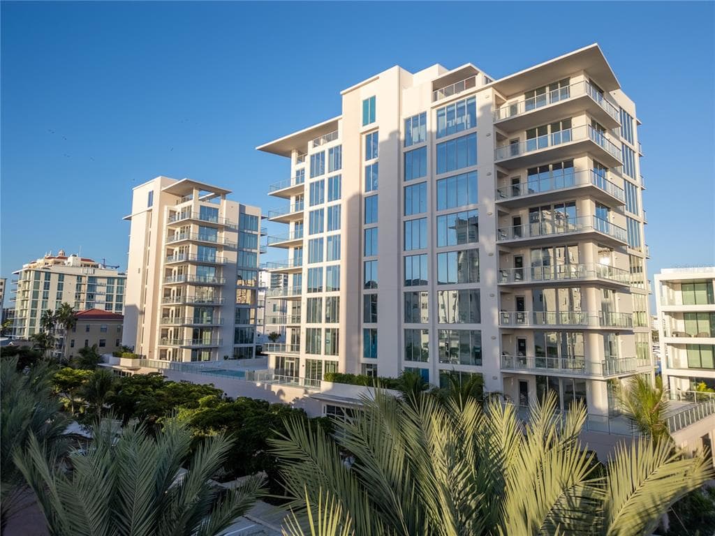 253 GOLDEN GATE POINT # 701, SARASOTA, FL 34236