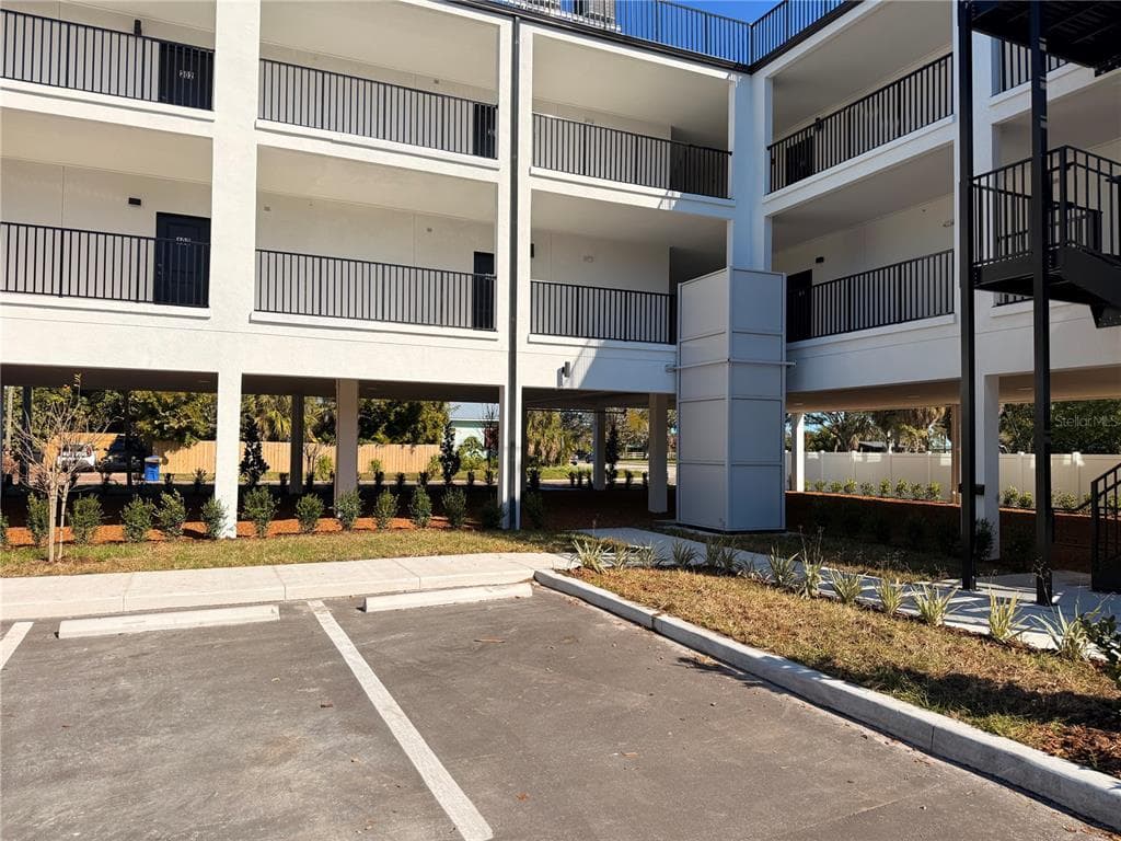 3601 6TH STREET S, ST PETERSBURG, FL 33705 — zdjęcie 3